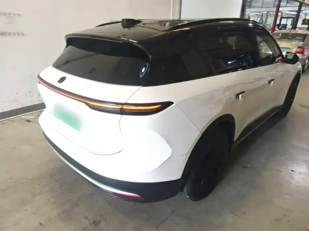 NIO ES6 2024 model 75kWh — миниатюра 7