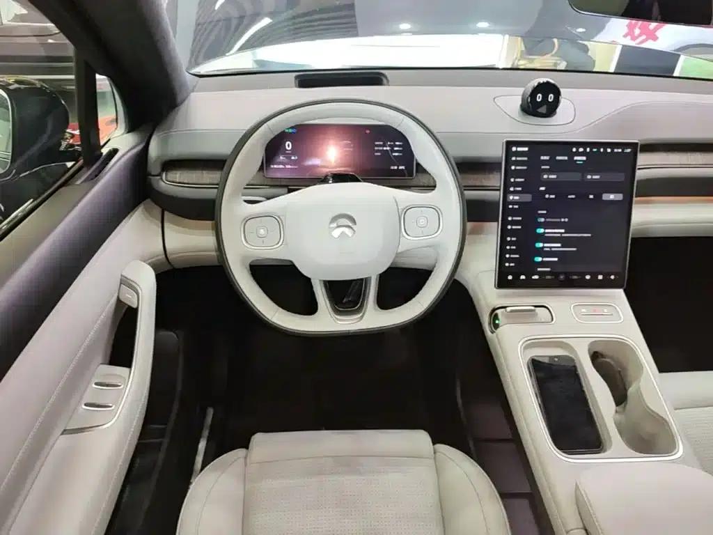 NIO ES6 2023 model 75kWh — миниатюра 11