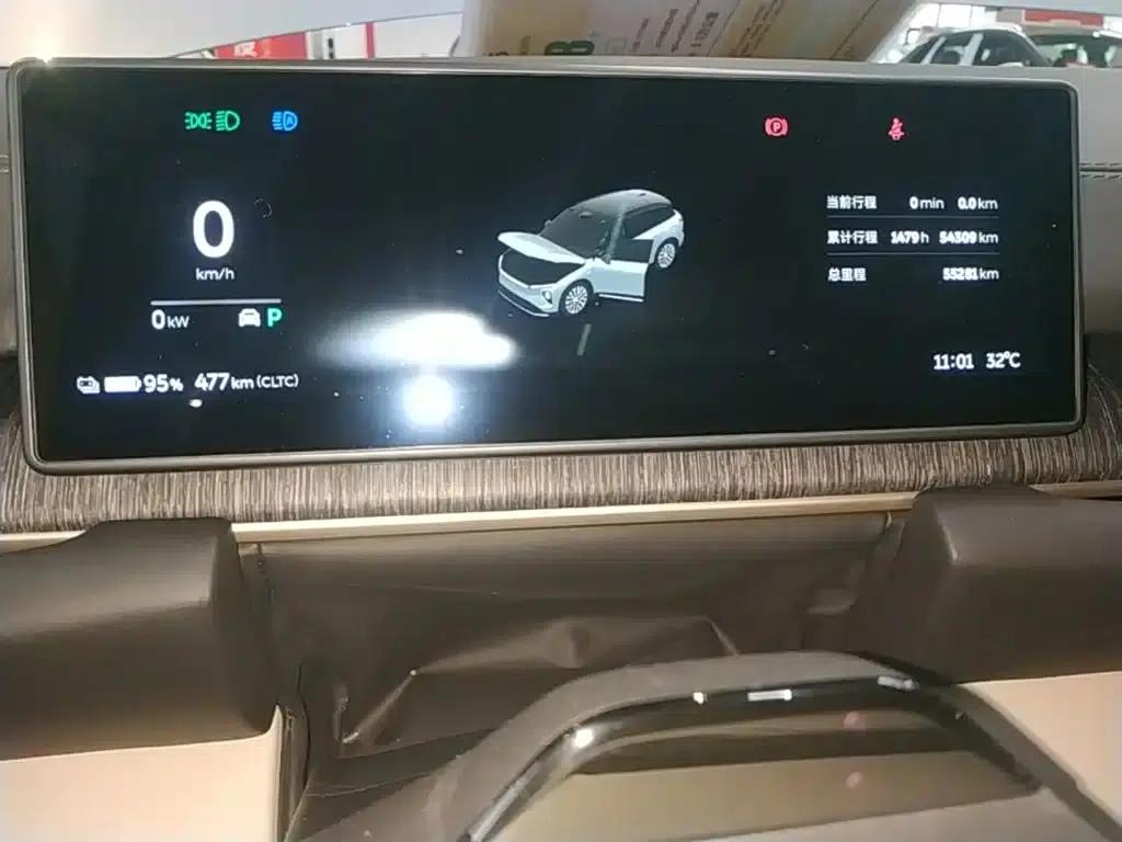 NIO ES6 2023 model 75kWh — миниатюра 12