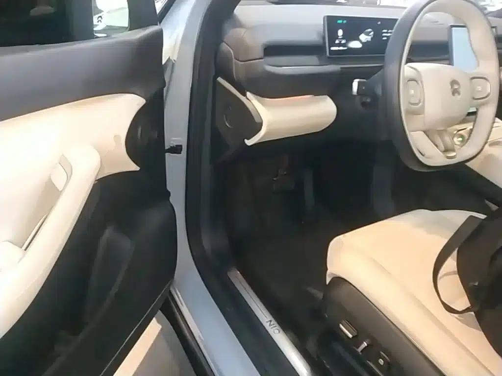 NIO ES6 2023 model 75kWh — миниатюра 16