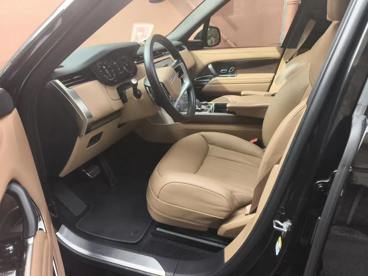 Land Rover Range 2023 3.0 L6 400 PS Prestige Seven-Seater Extended Version — миниатюра 16