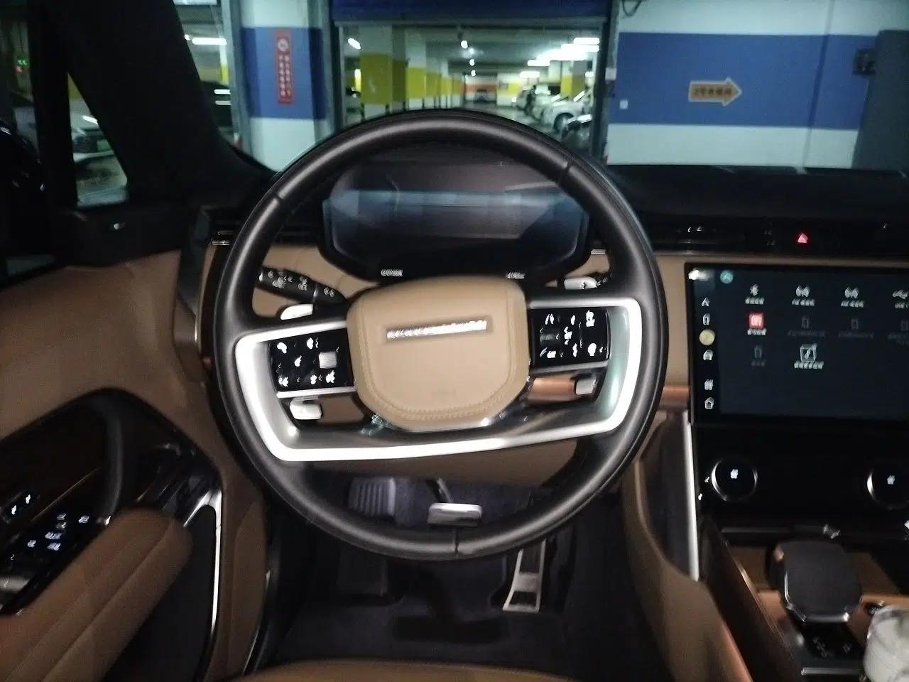 Land Rover Range 2023 3.0 L6 360 PS Grand Edition — миниатюра 10