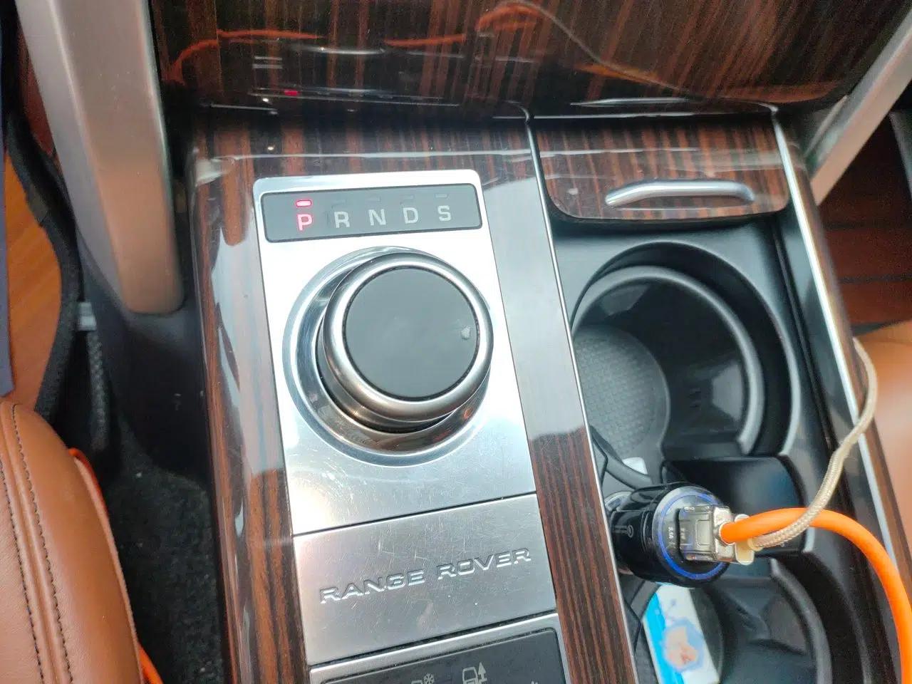 Land Rover Range 2014 3.0 SC V6 Vogue SE Long-Wheelbase Edition — миниатюра 14