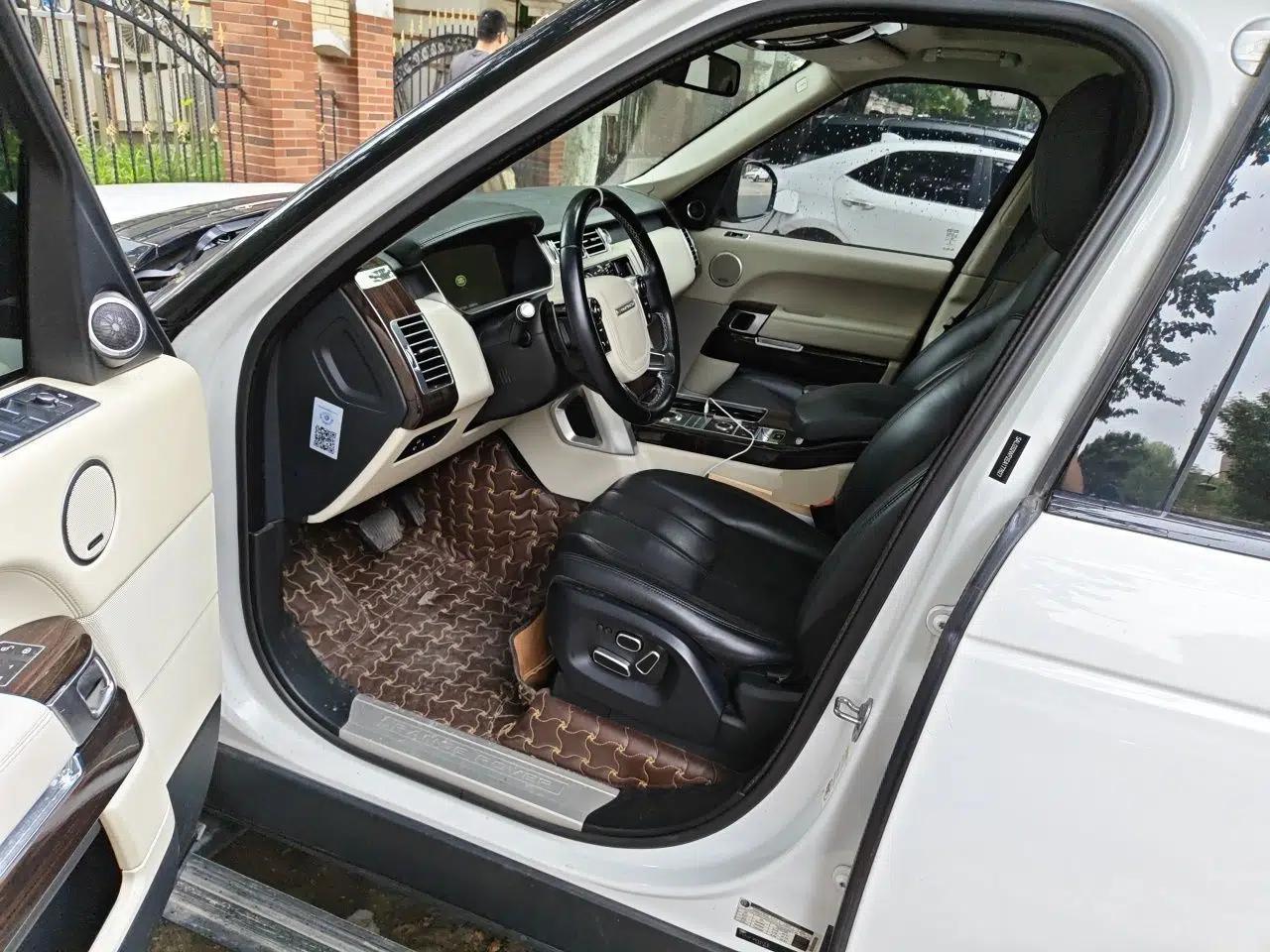 Land Rover Range Range Rover, gasoline, automatic, 5 seats, 3.0L — миниатюра 16