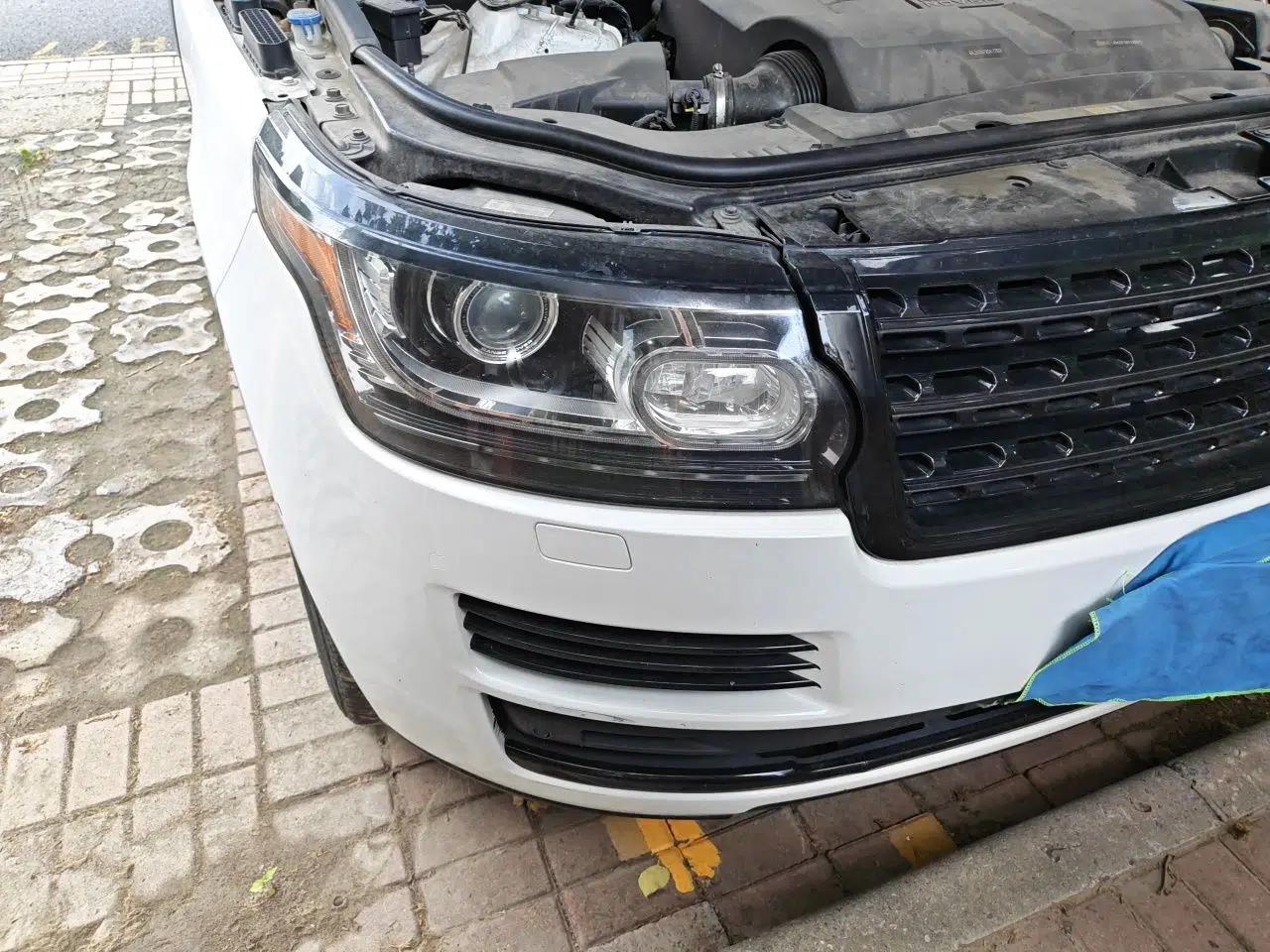 Land Rover Range Range Rover, gasoline, automatic, 5 seats, 3.0L — миниатюра 7