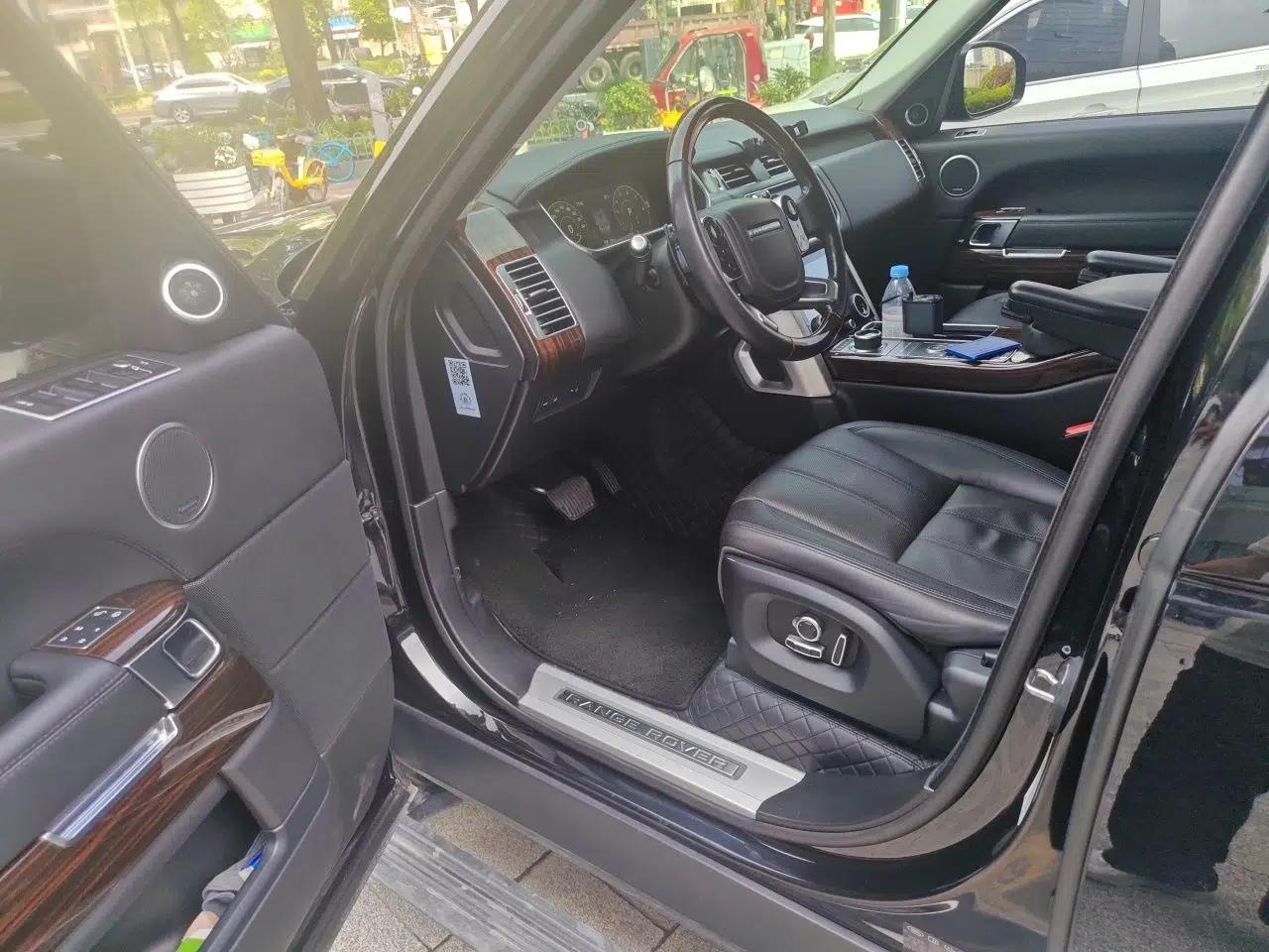 Land Rover Range 2017 3.0 SC V6 Vogue SE Long-Wheelbase Edition — миниатюра 16