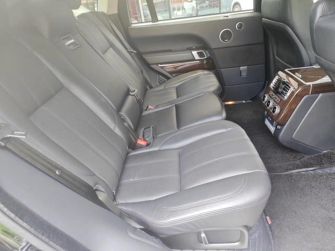 Land Rover Range 2017 3.0 SC V6 Vogue SE Long-Wheelbase Edition — миниатюра 17