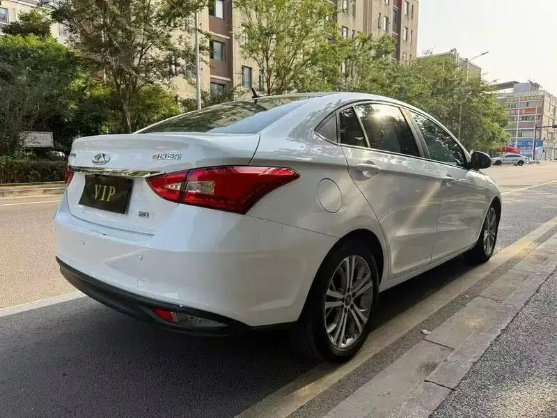 Chery Arrizo 5 2017 1.5L CVT Fashion Edition — миниатюра 6