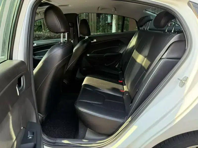 Chery Arrizo 5 2017 1.5L CVT Fashion Edition — миниатюра 9