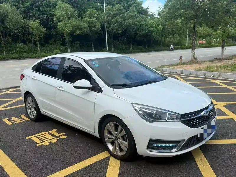 Chery Arrizo 5 2017 1.5L CVT Fashion Edition — миниатюра 3