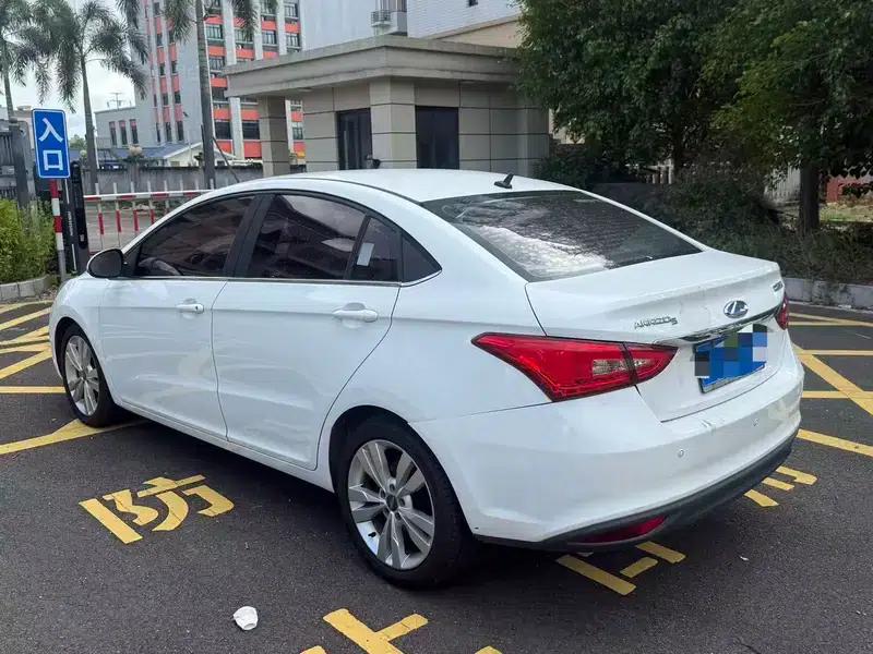 Chery Arrizo 5 2017 1.5L CVT Fashion Edition — миниатюра 4