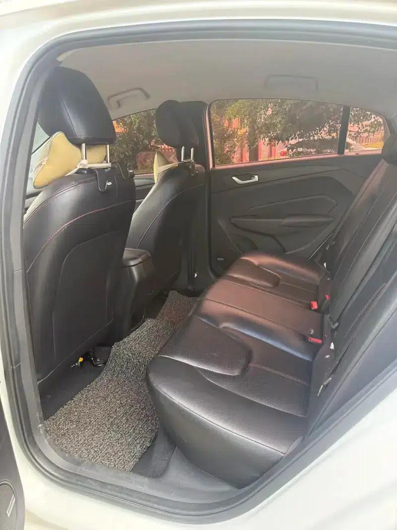 Chery Arrizo 5 2017 1.5L CVT Fashion Edition — миниатюра 9
