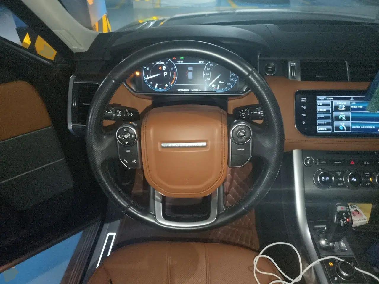 Land Rover Range Sport 2014 3.0 SC V6 HSE DYNAMIC — миниатюра 10