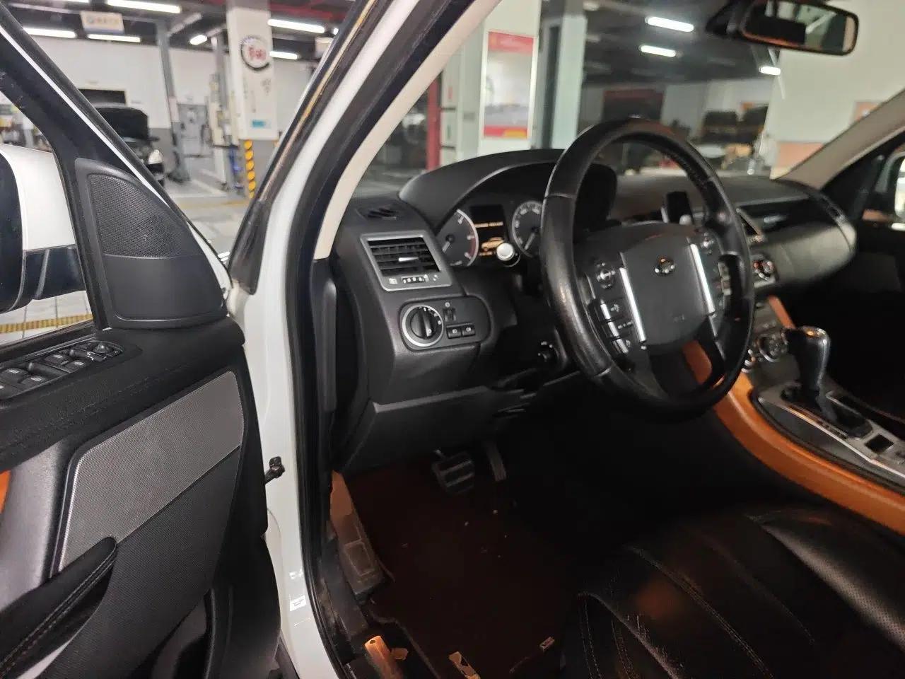 Land Rover Range Sport 2012 3.0 TDV6 HSE Diesel Edition — миниатюра 16