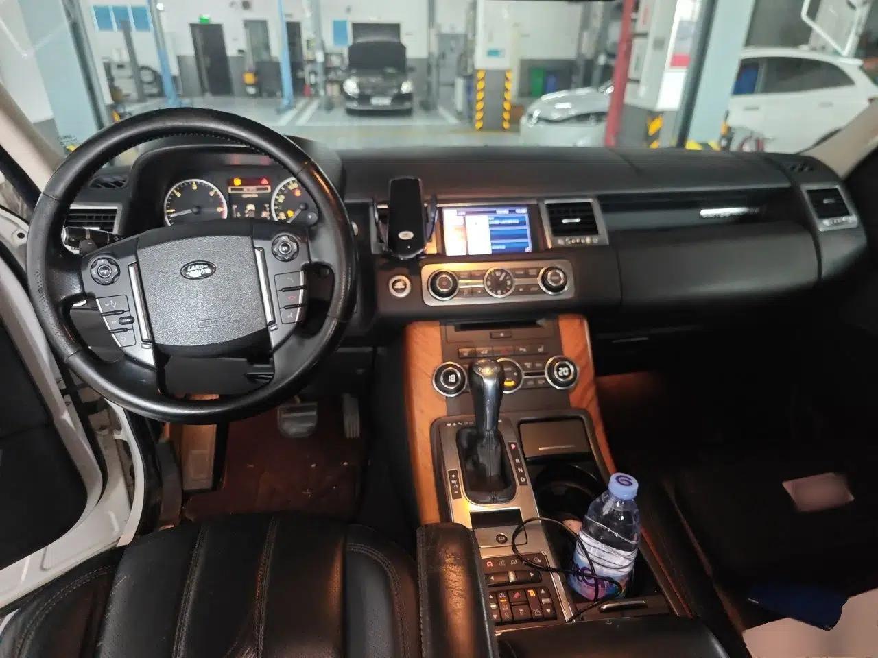 Land Rover Range Sport 2012 3.0 TDV6 HSE Diesel Edition — миниатюра 9
