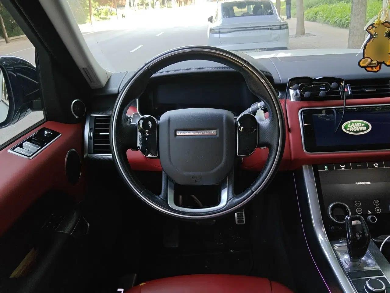 Land Rover Range Sport 2021 3.0 L6 YAO Black Edition — миниатюра 10