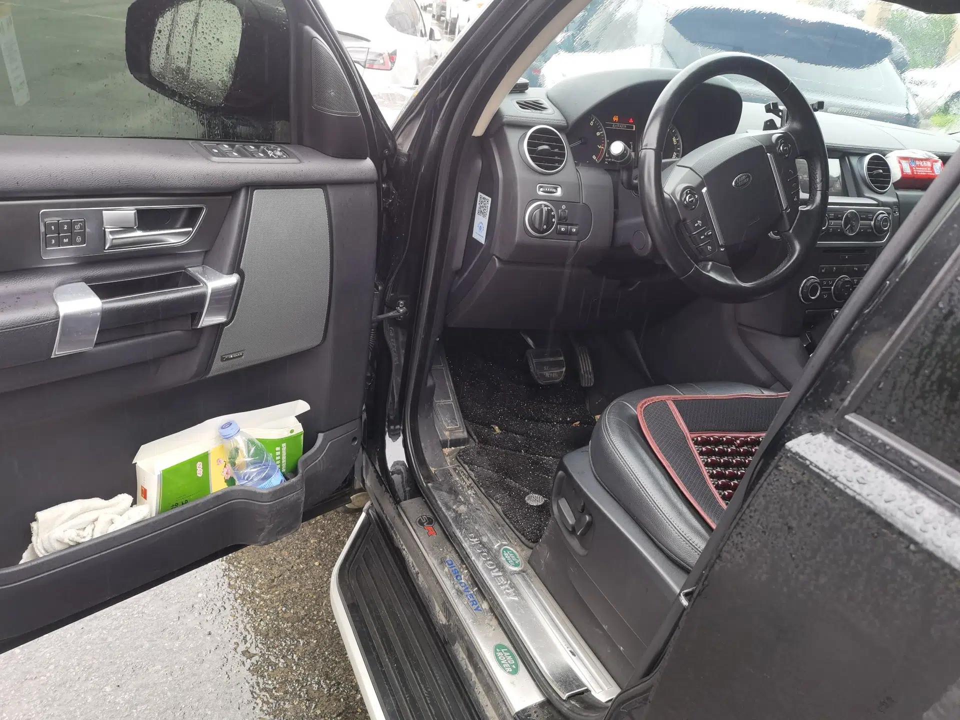 Land Rover Discovery 2015 3.0 SC V6 SE — миниатюра 16
