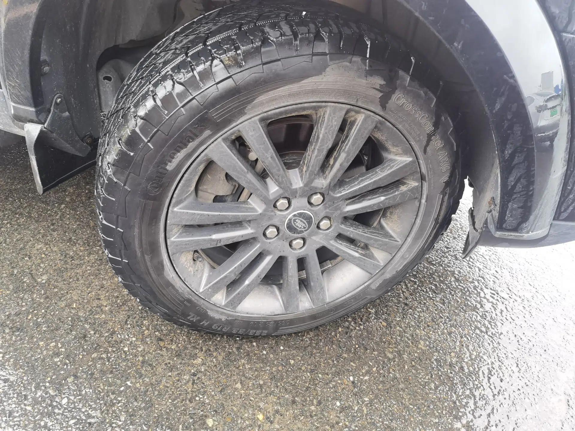 Land Rover Discovery 2015 3.0 SC V6 SE — миниатюра 8