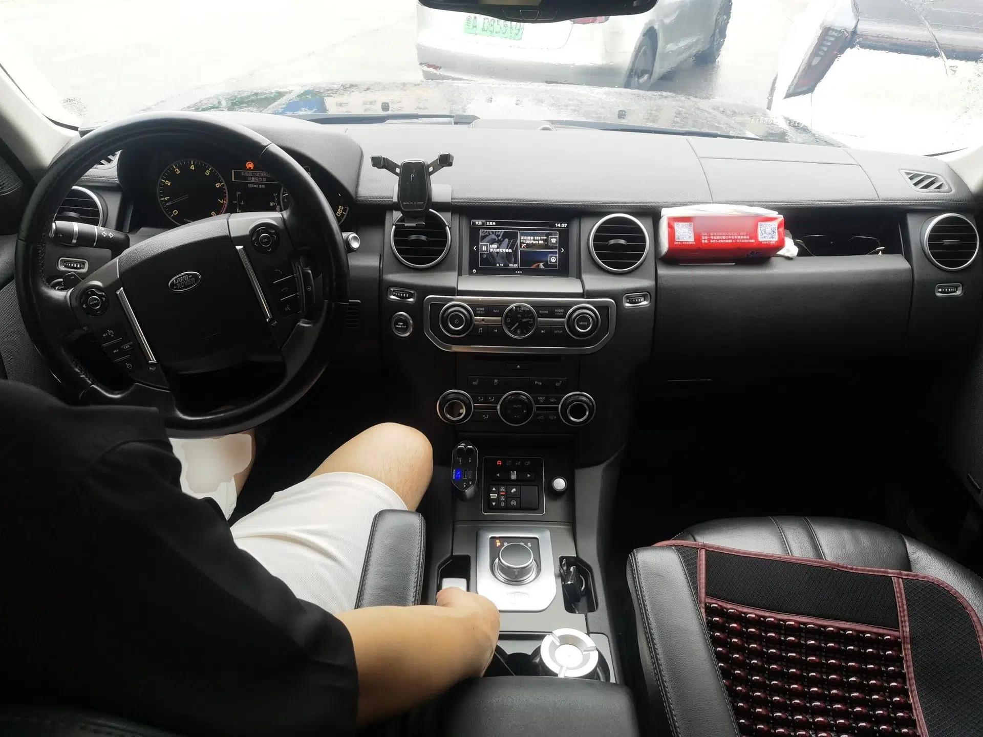 Land Rover Discovery 2015 3.0 SC V6 SE — миниатюра 9