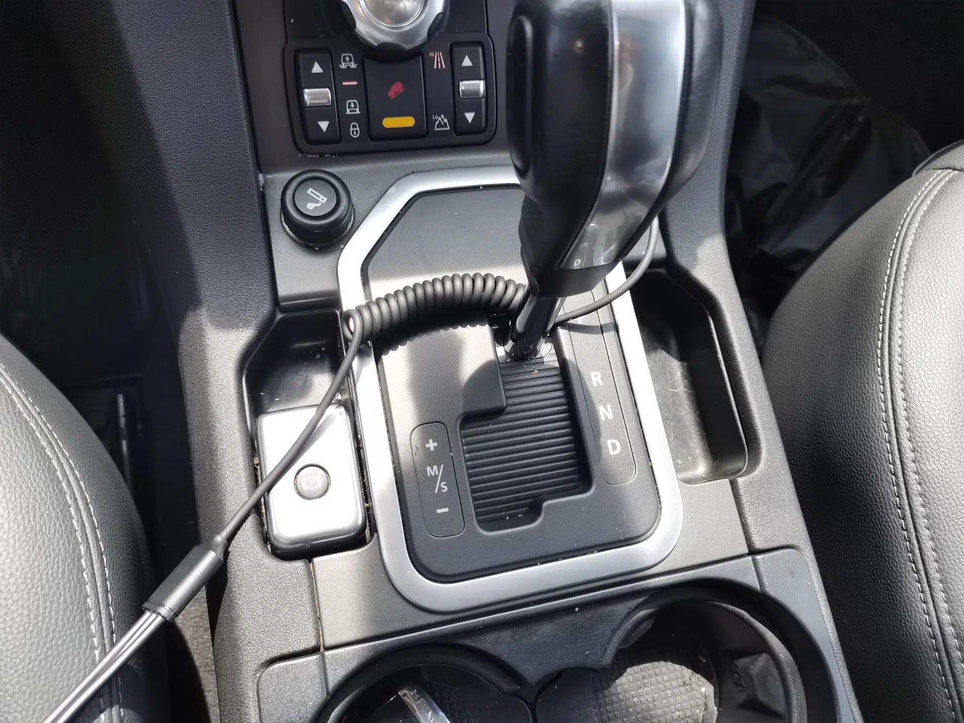 Land Rover Discovery 2011 3.0 SDV6 HSE Diesel Version — миниатюра 14