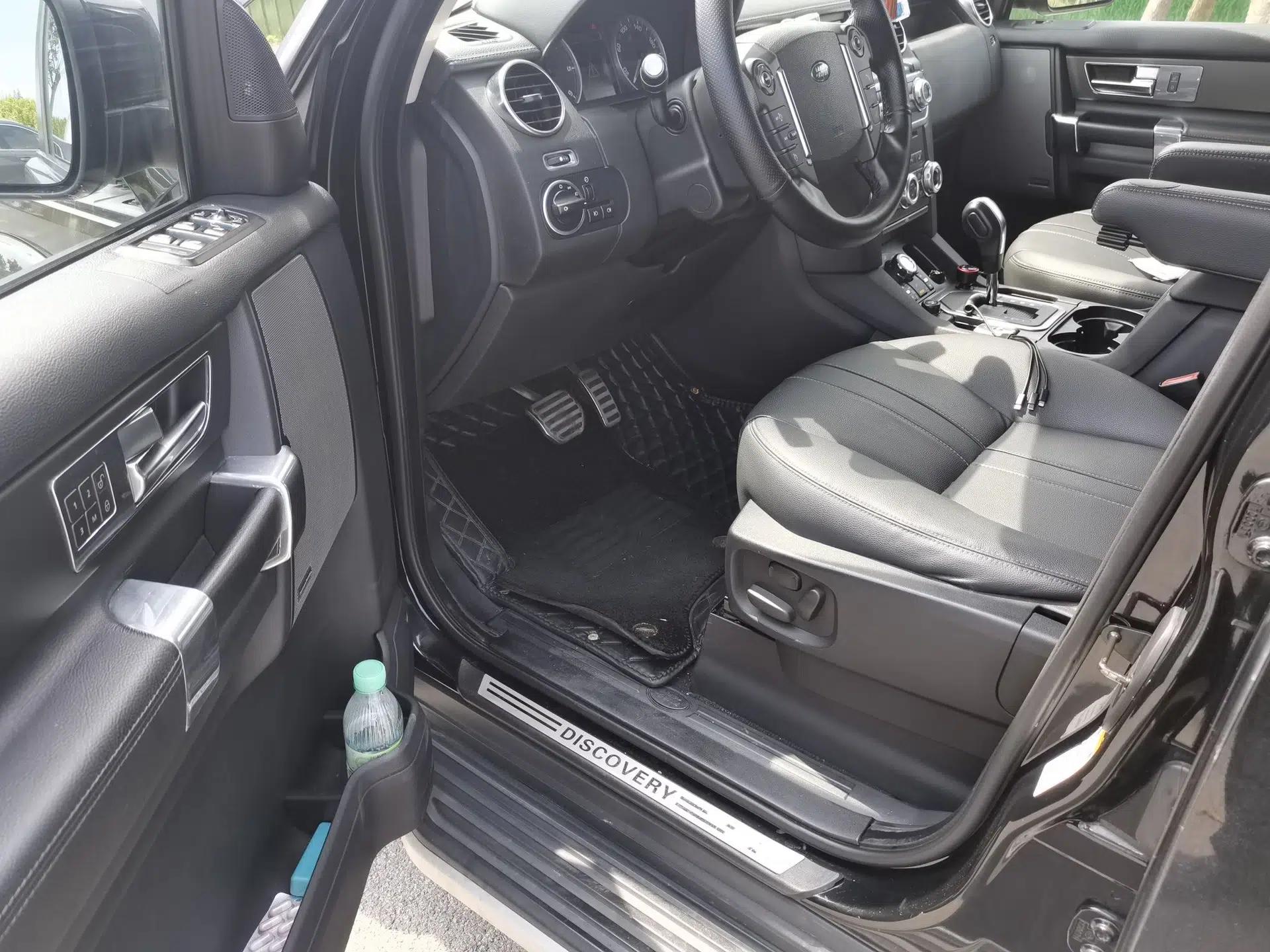 Land Rover Discovery 2011 3.0 SDV6 HSE Diesel Version — миниатюра 16
