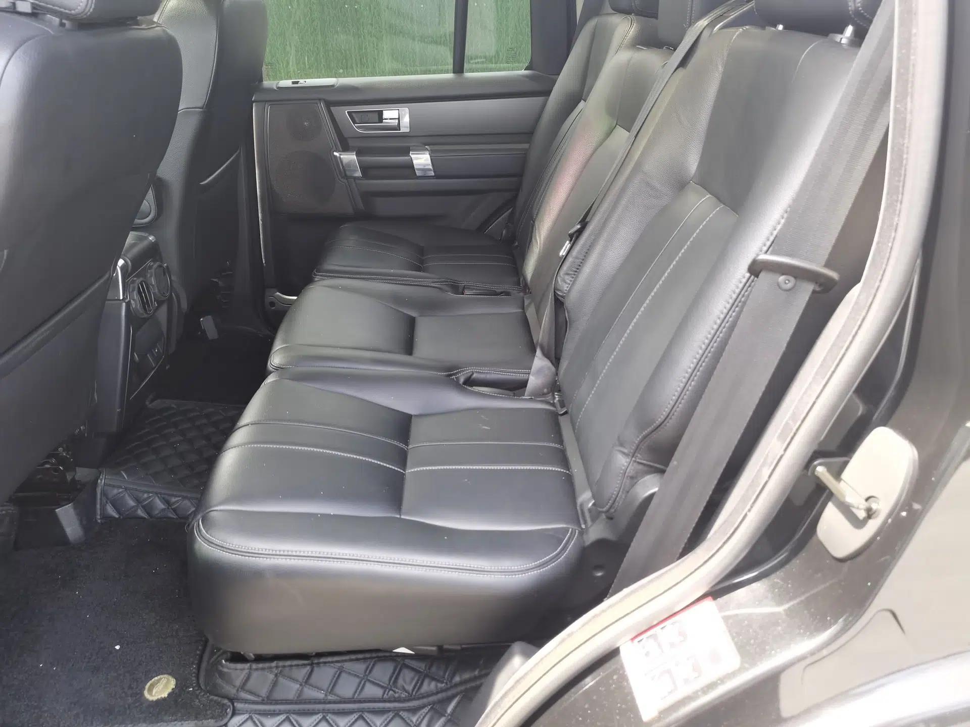 Land Rover Discovery 2011 3.0 SDV6 HSE Diesel Version — миниатюра 17