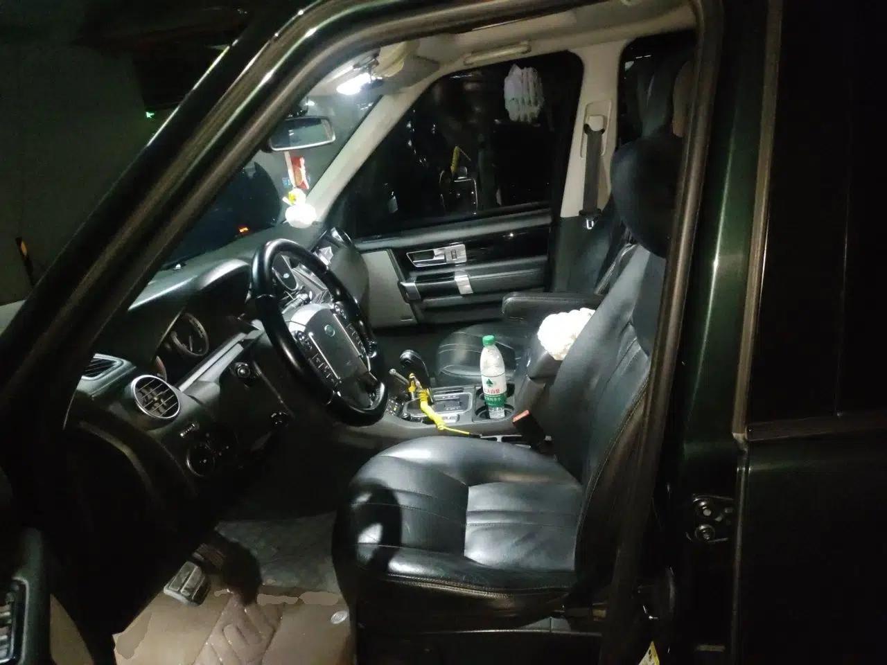 Land Rover Discovery 2011 3.0 SDV6 HSE Diesel Version — миниатюра 15