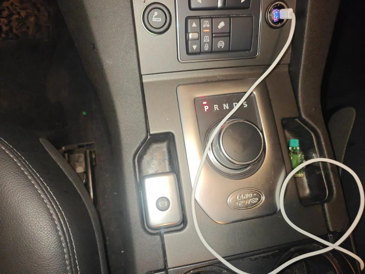 Land Rover Discovery Found a 3.0L automatic with a sunroof. — миниатюра 14