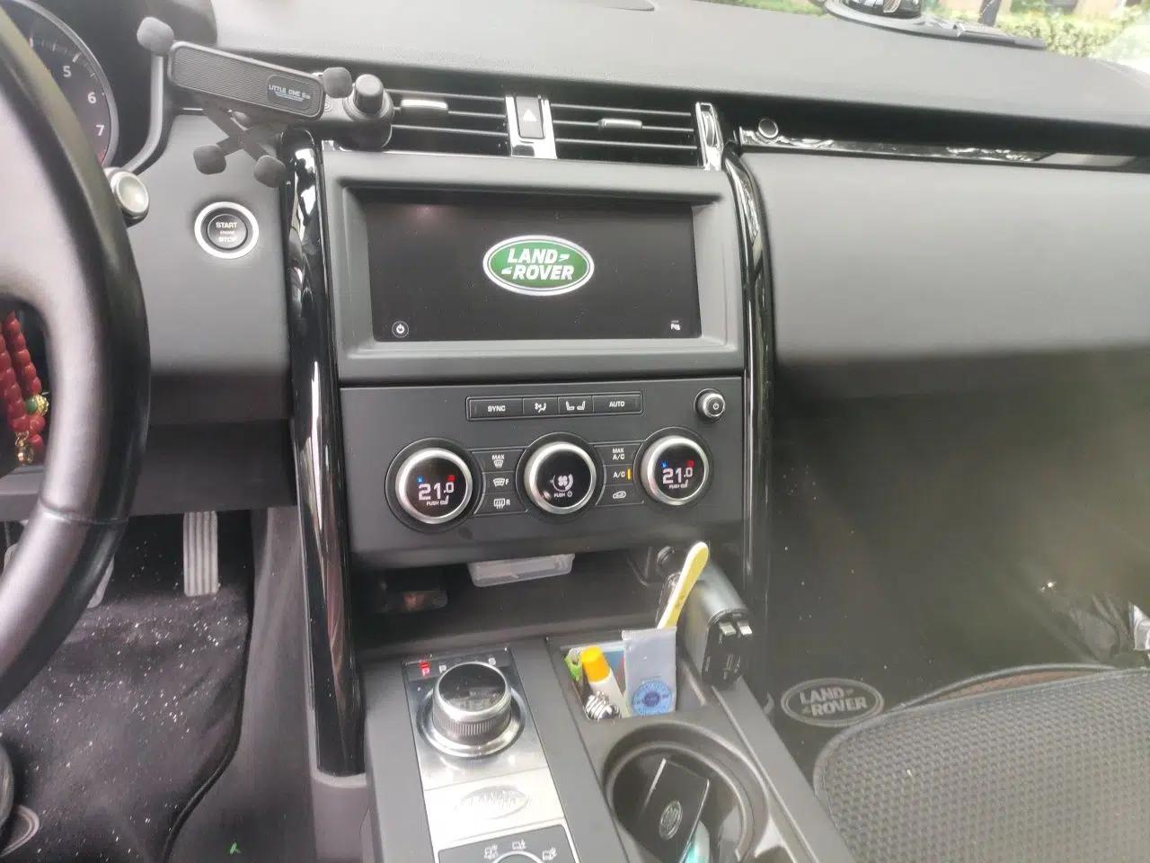 Land Rover Discovery 2017 5th Generation 3.0 V6 SE — миниатюра 13