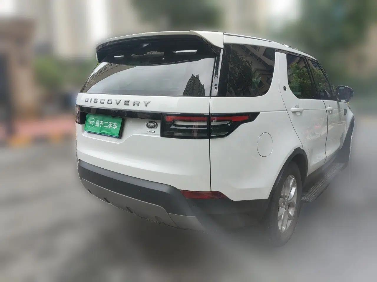 Land Rover Discovery 2017 5th Generation 3.0 V6 SE — миниатюра 6
