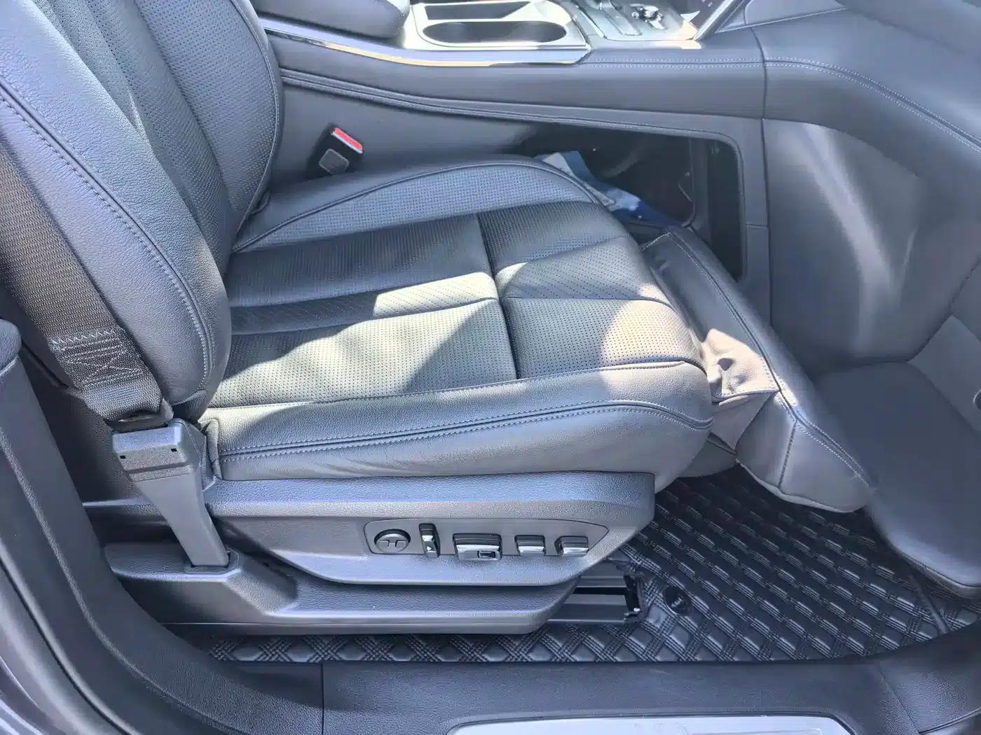 NIO ES8 2022 75kWh Six-Seat Version — миниатюра 23