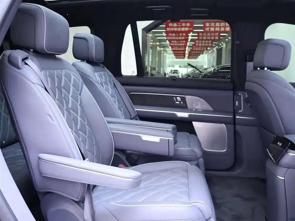 NIO ES8 2026 Model Six-Seat Executive Luxury Edition — миниатюра 22