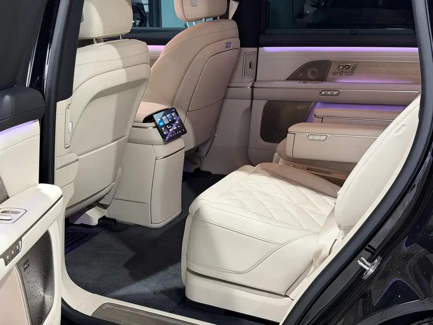 NIO ES8 2026 Model Six-Seat Executive Luxury Edition — миниатюра 7