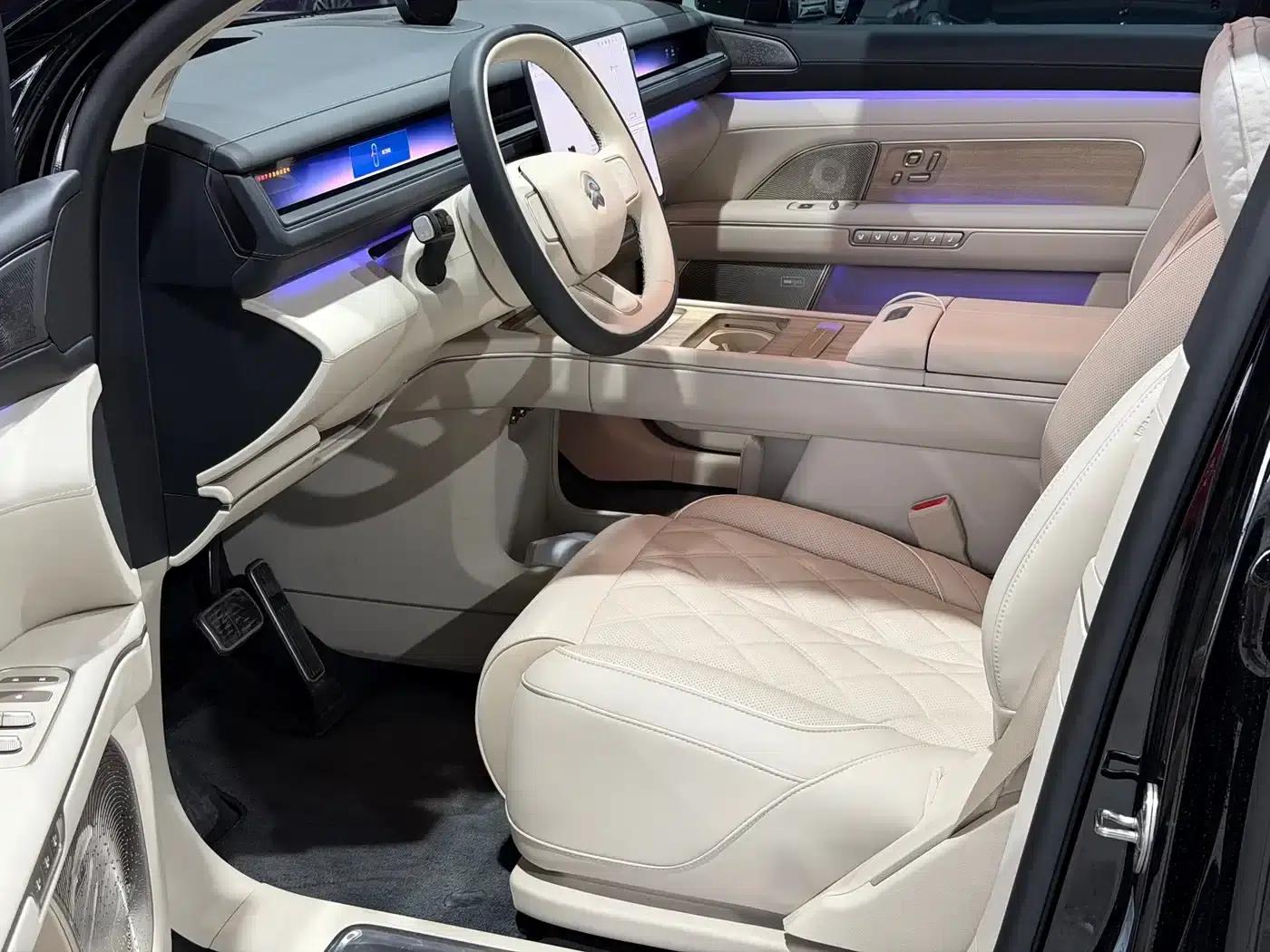 NIO ES8 2026 Model Six-Seat Executive Luxury Edition — миниатюра 9