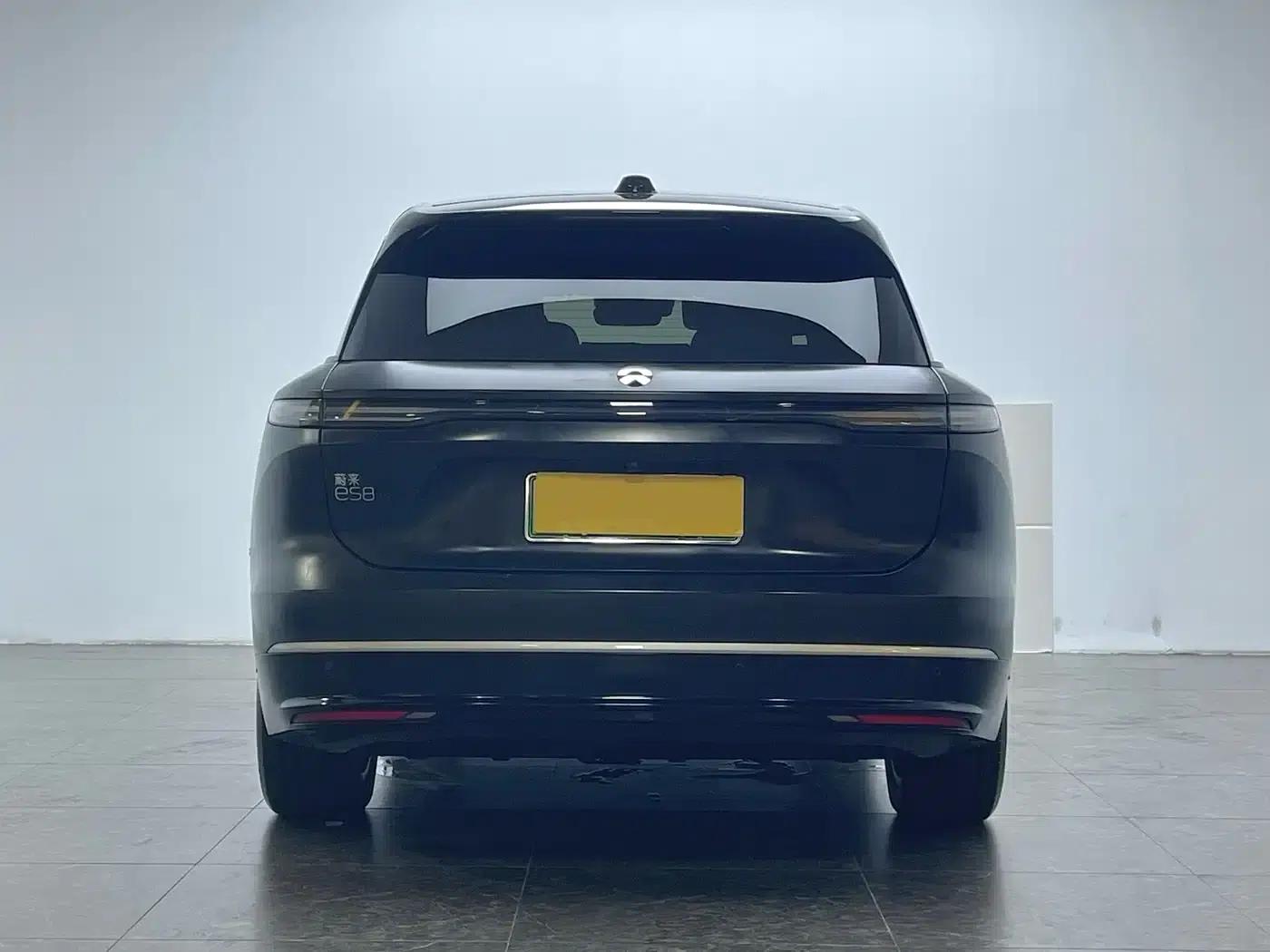 NIO ES8 2023 75kWh Executive Edition — миниатюра 3