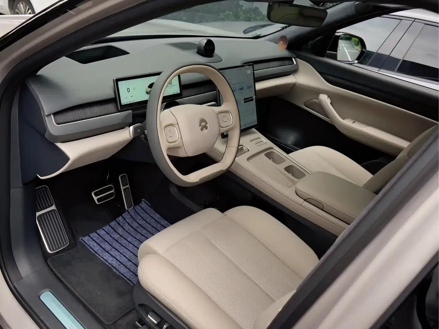 NIO ES8 2023 model 75kWh — миниатюра 11