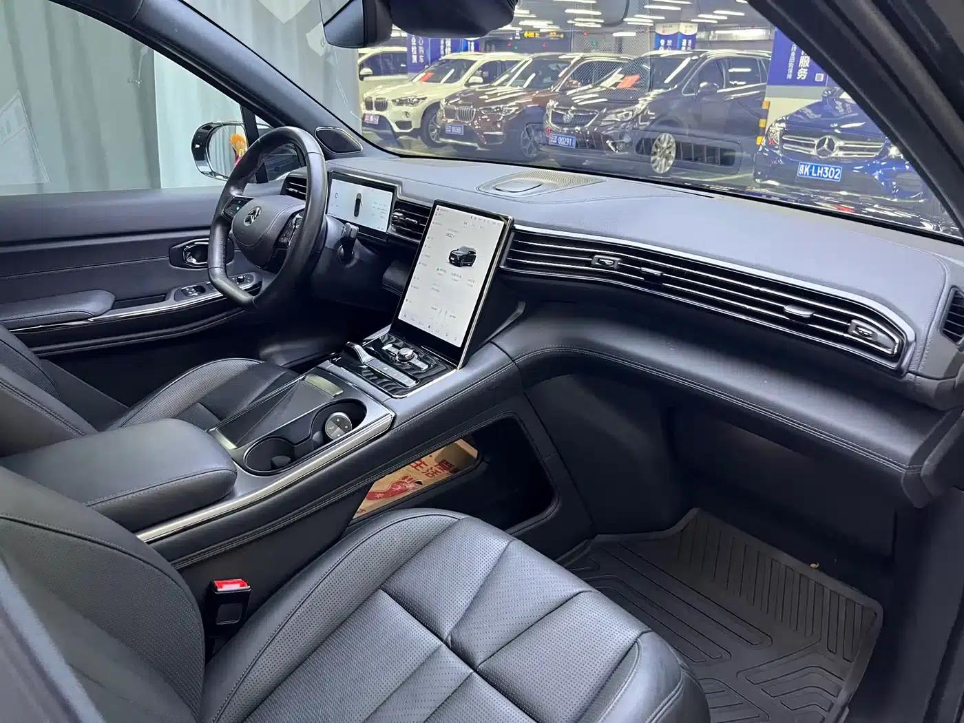 NIO ES8 2020 Model 580KM Six-Seater — миниатюра 12