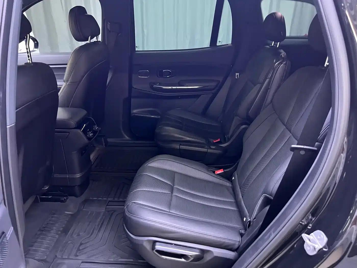 NIO ES8 2020 Model 580KM Six-Seater — миниатюра 17