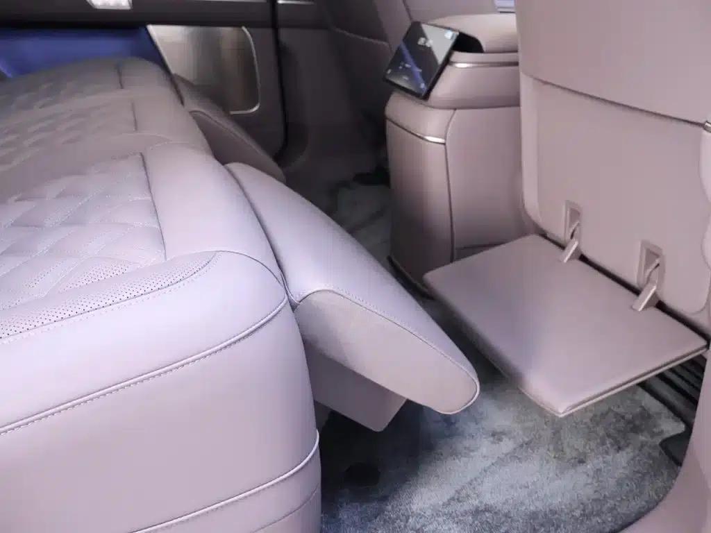 NIO ES8 2026 Five-Seat Executive Luxury Edition — миниатюра 24