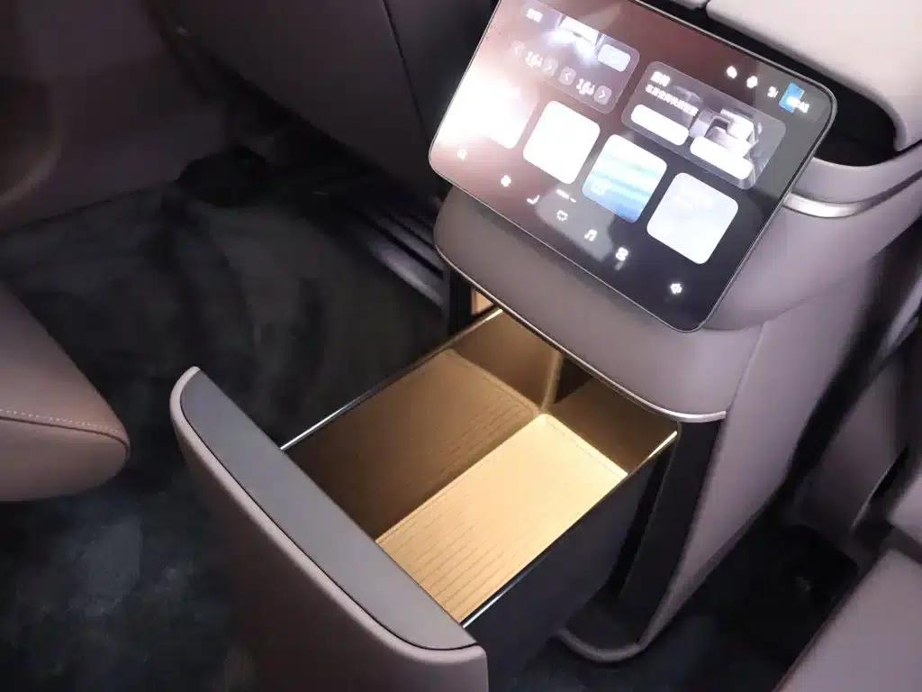 NIO ES8 2026 Five-Seat Executive Luxury Edition — миниатюра 26