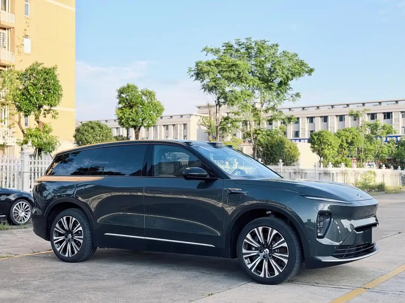 NIO ES8 2023 Model 100kWh — миниатюра 3