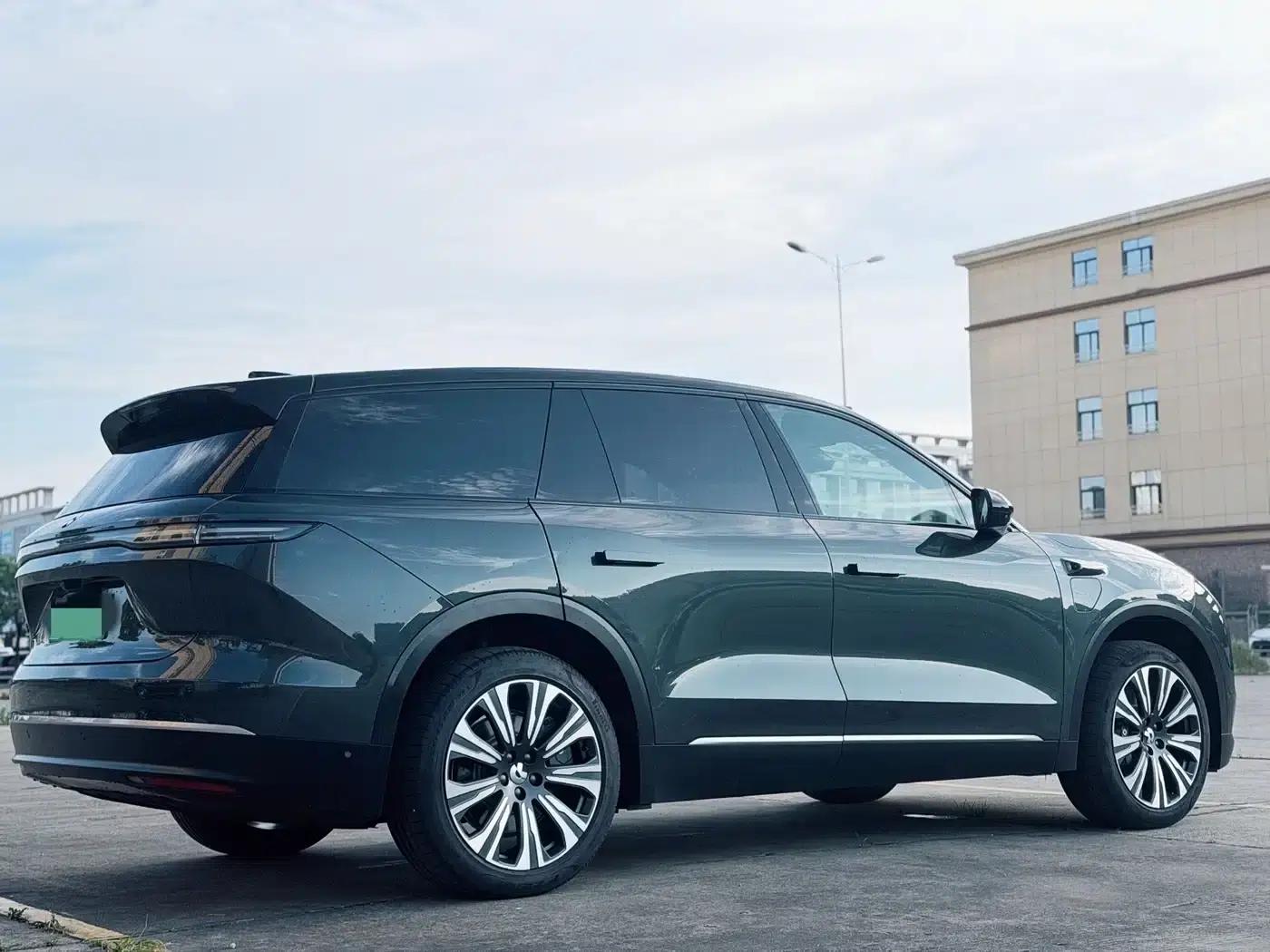 NIO ES8 2023 Model 100kWh — миниатюра 5