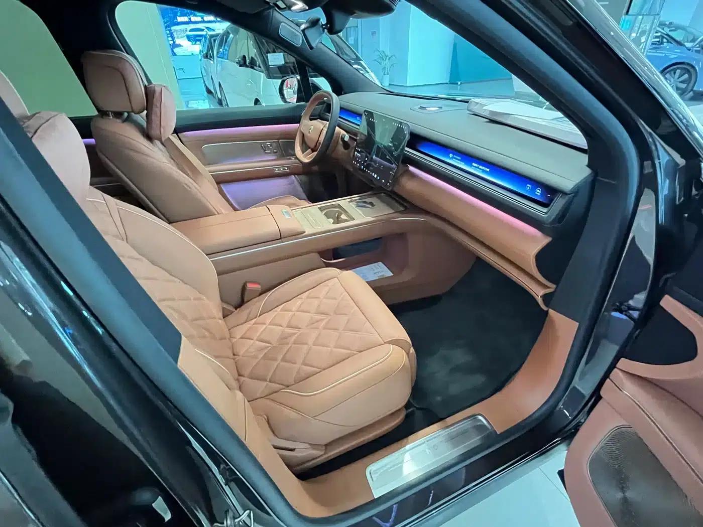 NIO ES8 2026 Model Six-Seat Executive Luxury Edition — миниатюра 11