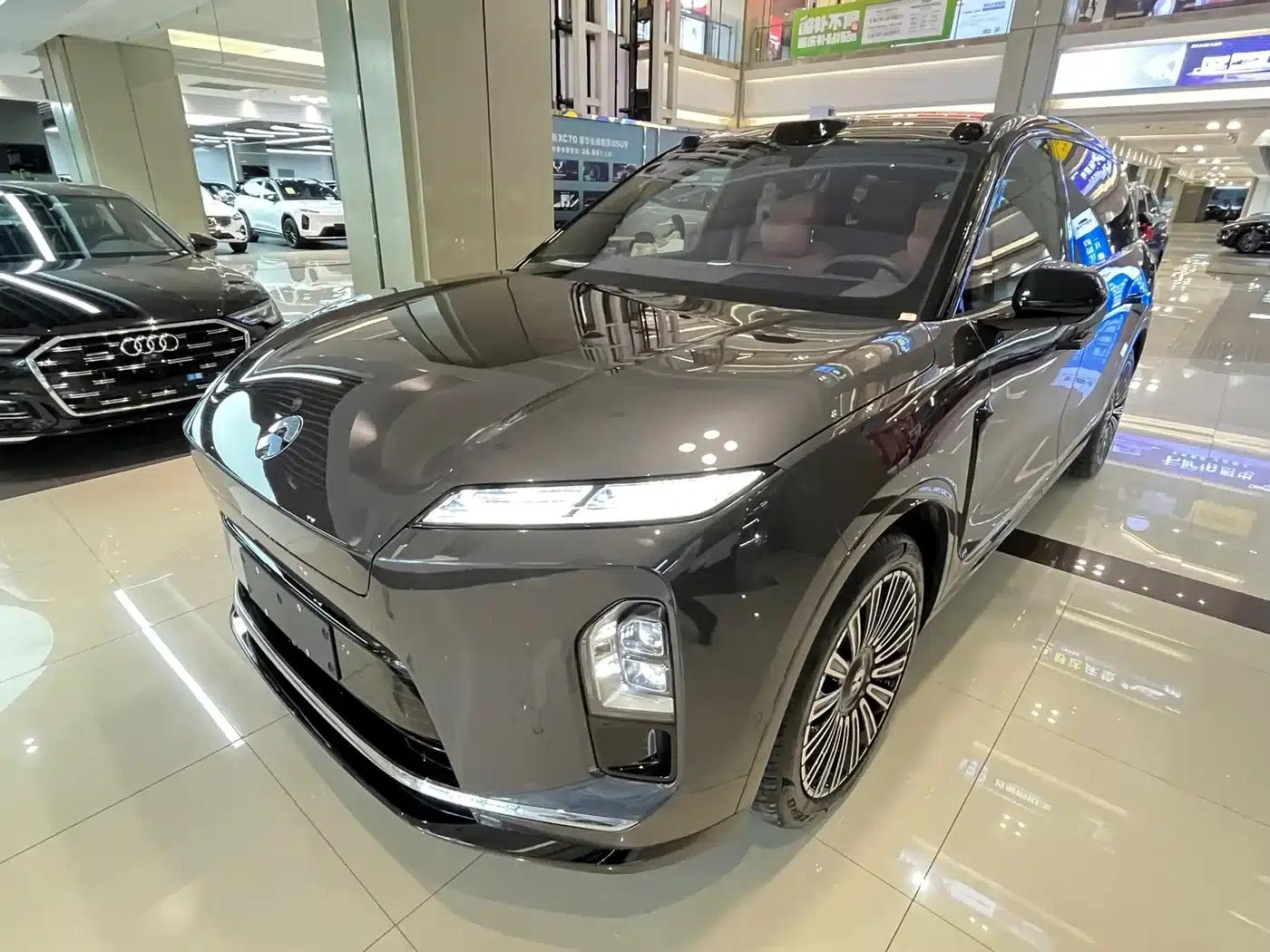 NIO ES8 2026 Model Six-Seat Executive Luxury Edition — миниатюра 3