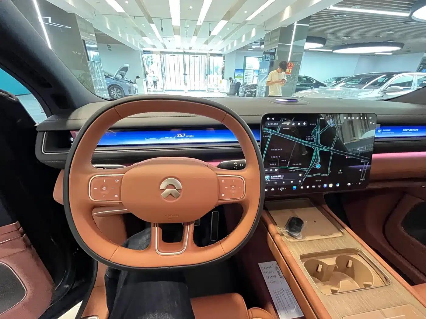 NIO ES8 2026 Model Six-Seat Executive Luxury Edition — миниатюра 6