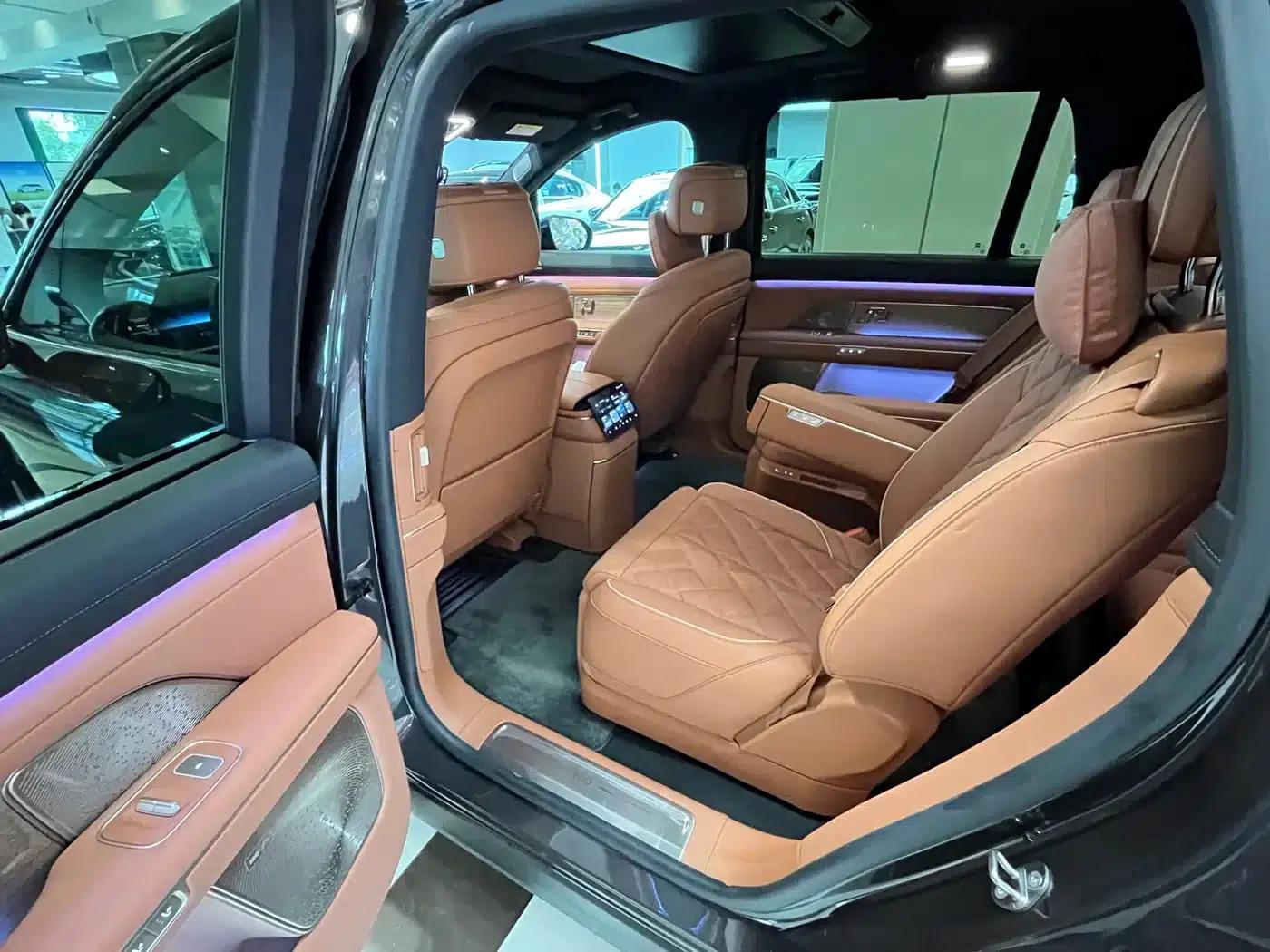 NIO ES8 2026 Model Six-Seat Executive Luxury Edition — миниатюра 8
