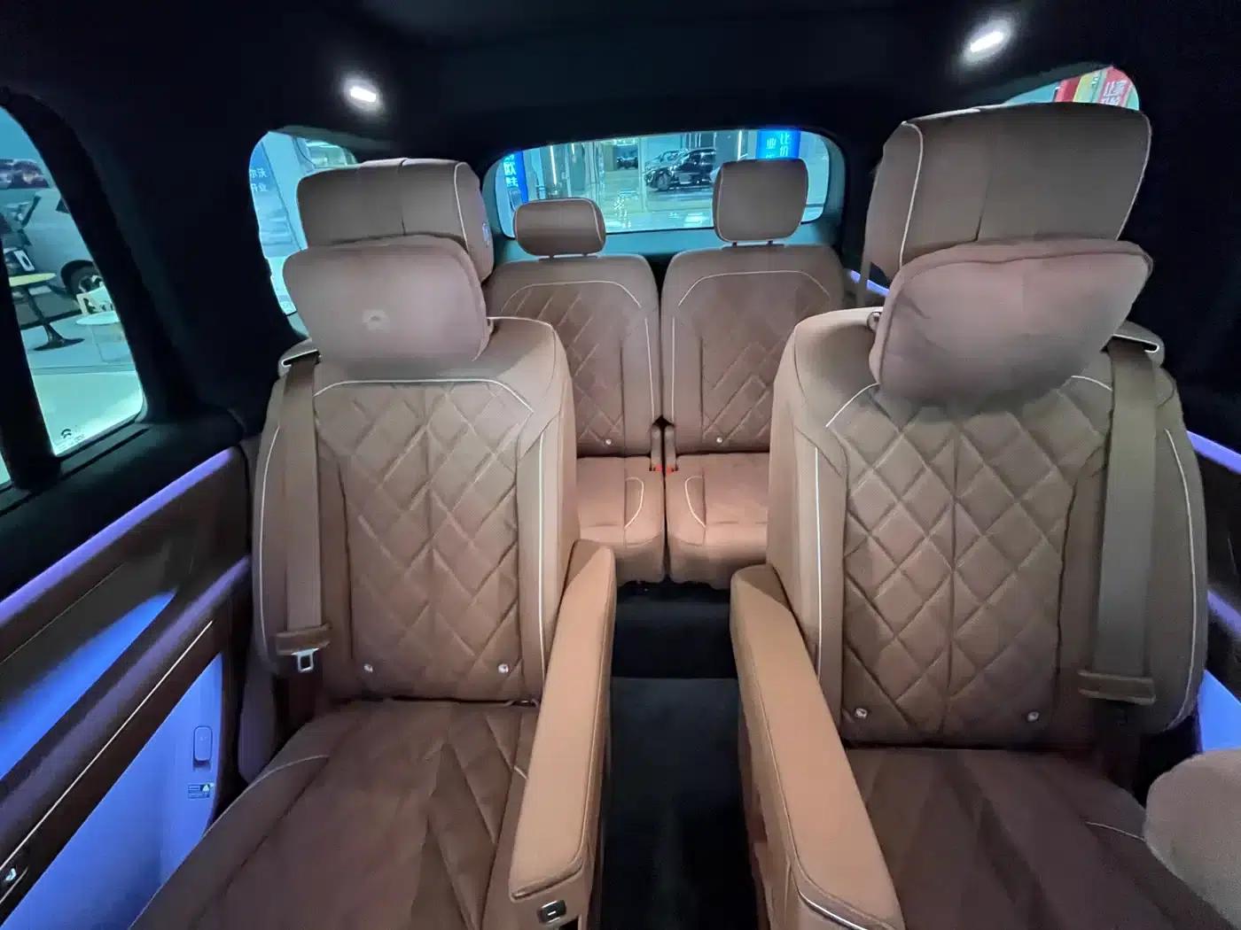 NIO ES8 2026 Model Six-Seat Executive Luxury Edition — миниатюра 10