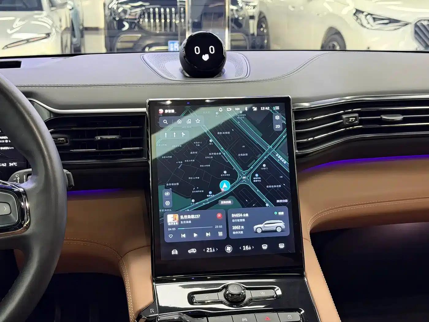 NIO ES8 2020 Model 580KM Seven-Seater — миниатюра 16