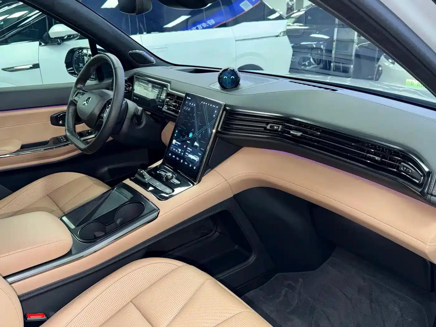 NIO ES8 2020 Model 580KM Seven-Seater — миниатюра 20