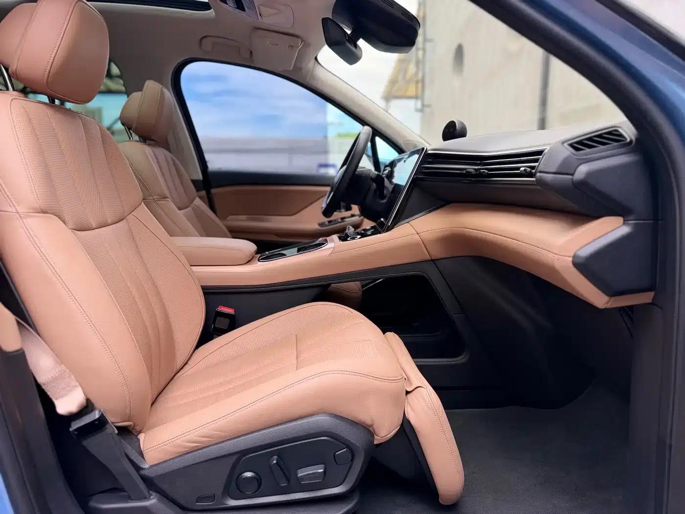 NIO ES8 2018 355KM Base Edition Seven-Seat Version — миниатюра 21